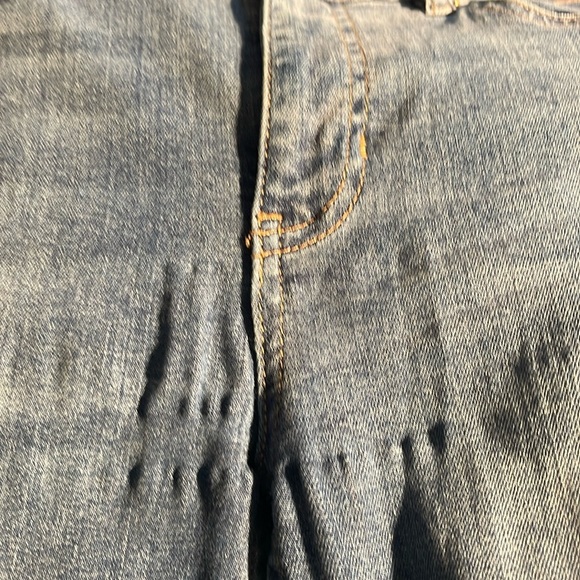 Free People - skinny with long frayed hem - medium wash - size 27 - Picture 5 of 5